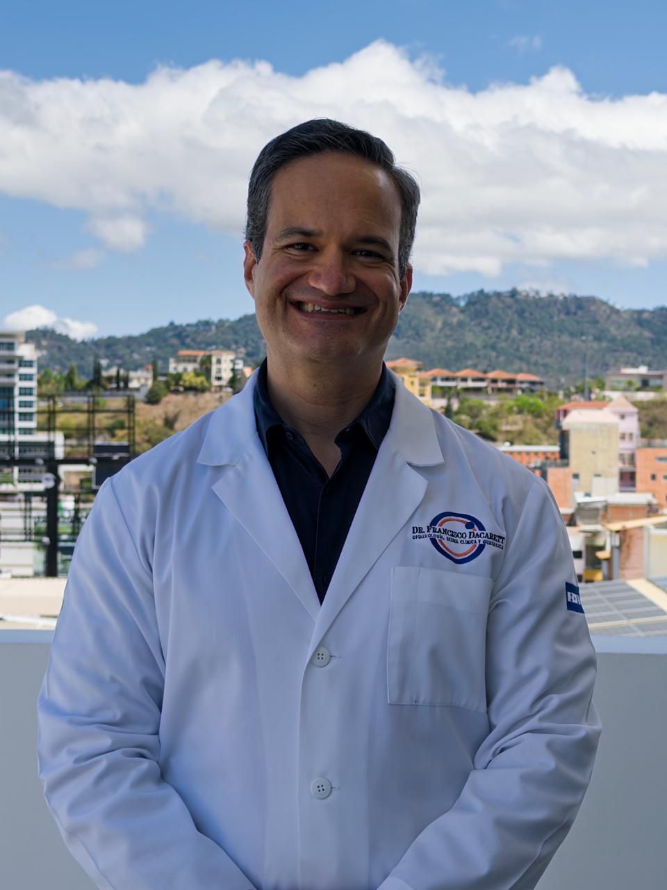 Dr. Francisco Dacarett